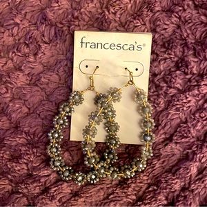 💙NWT! Francesca’s Blue Daisy Drop Earrings💙